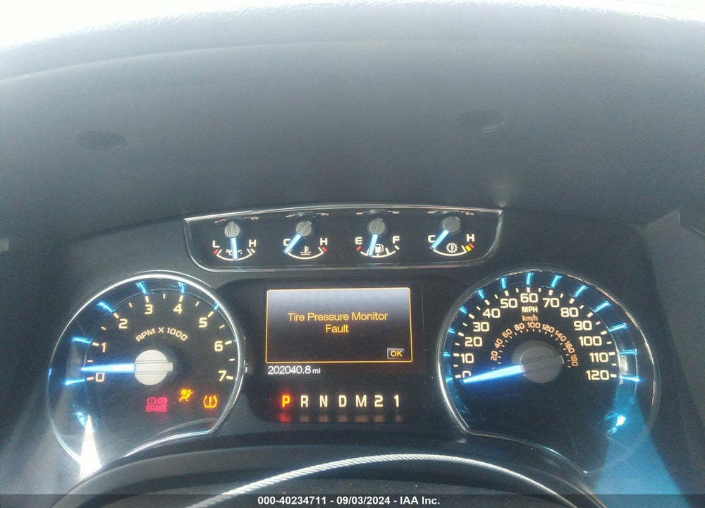 2011 FORD F-150 LARIAT VIN: 1FTFW1ET2BFC38532