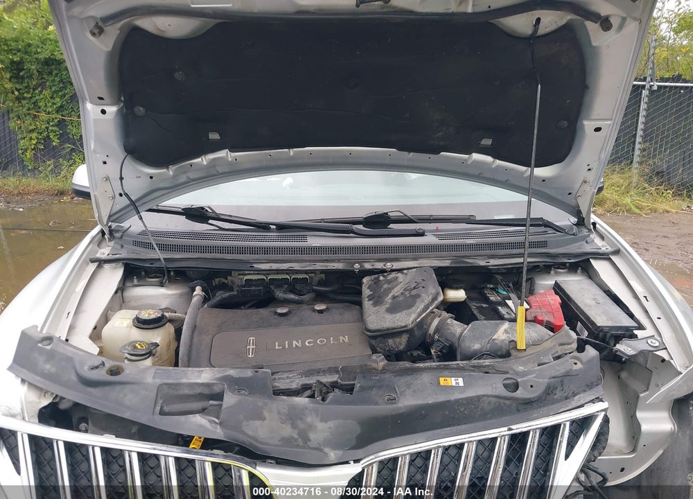 2011 LINCOLN MKX VIN: 2LMDJ6JK3BBJ26128