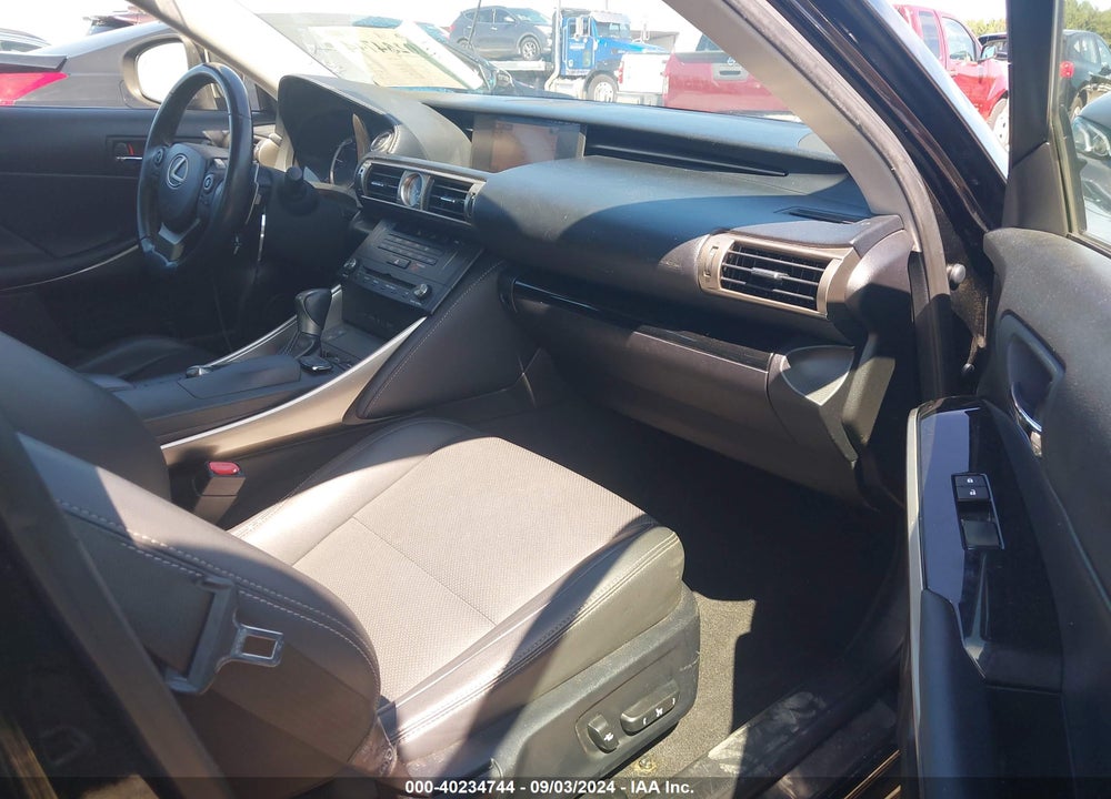2015 LEXUS IS 250 VIN: JTHCF1D23F5022811
