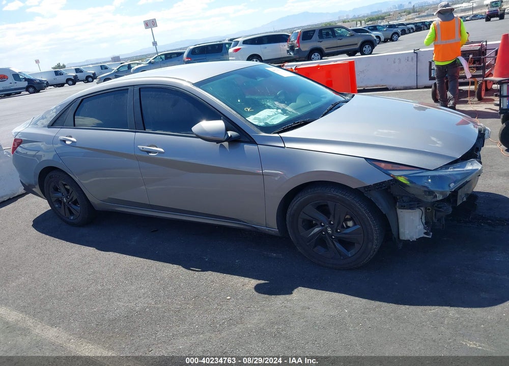 2021 HYUNDAI ELANTRA SEL VIN: KMHLM4AG7MU194055