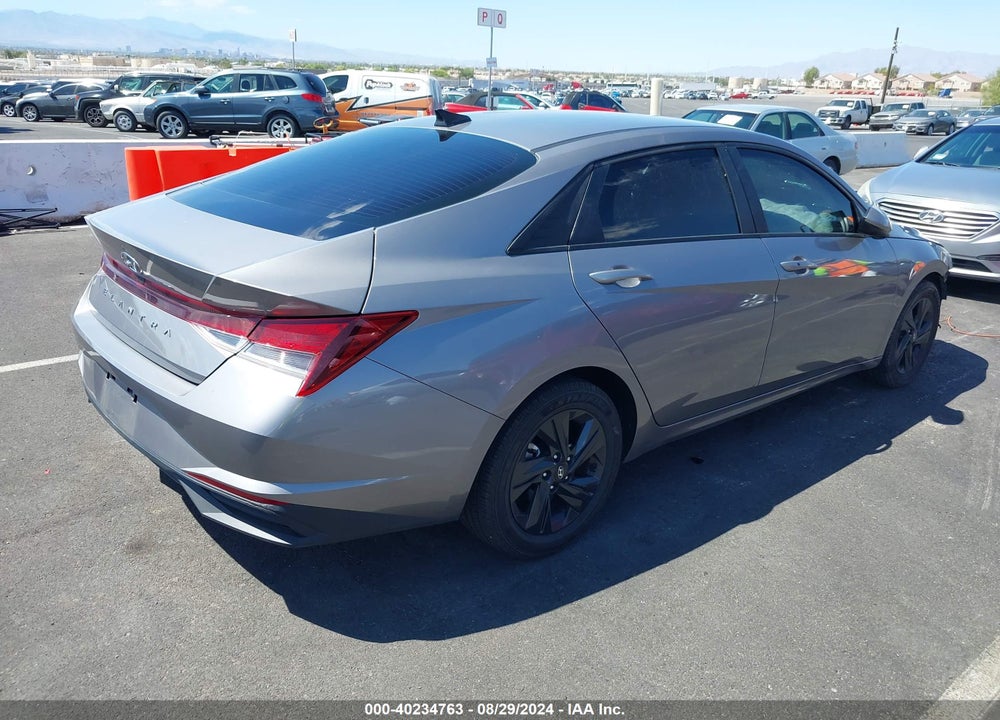 2021 HYUNDAI ELANTRA SEL VIN: KMHLM4AG7MU194055