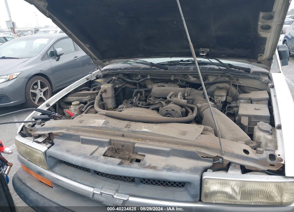 1998 CHEVROLET S-10 FLEETSIDE VIN: 1GCCS14X0W8158448