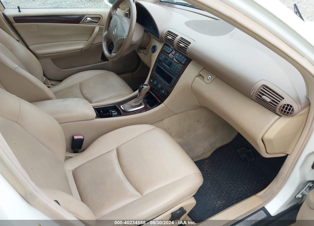 2003 MERCEDES-BENZ C 240 VIN: WDBRF81J13F370529