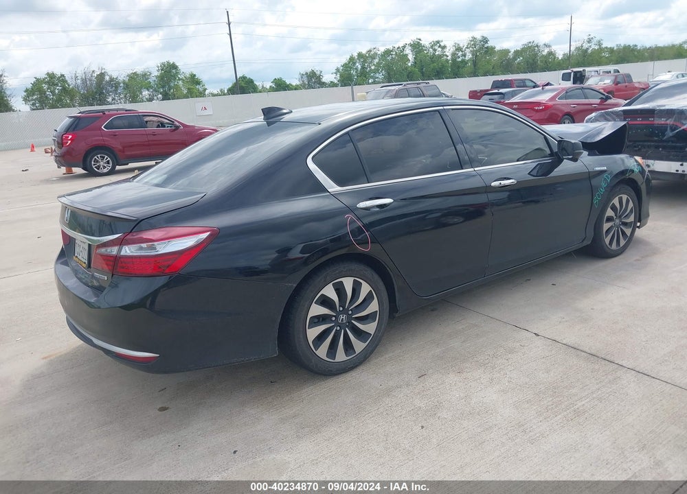2017 HONDA ACCORD HYBRID VIN: JHMCR6F32HC008889
