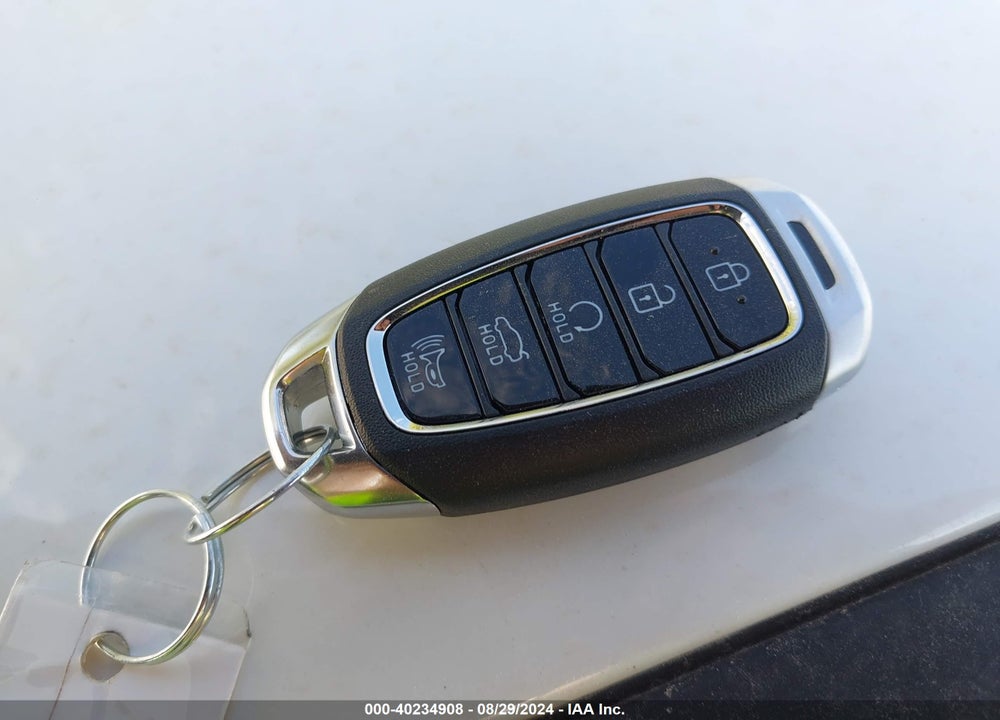 2022 HYUNDAI ELANTRA LIMITED VIN: 5NPLP4AG8NH054409