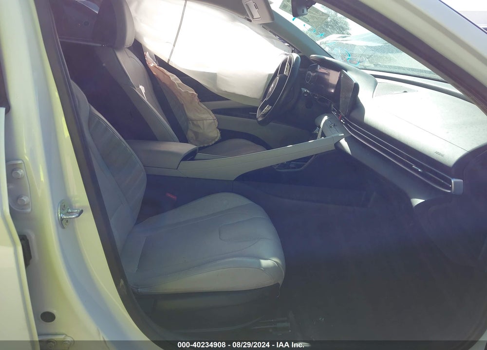 2022 HYUNDAI ELANTRA LIMITED VIN: 5NPLP4AG8NH054409
