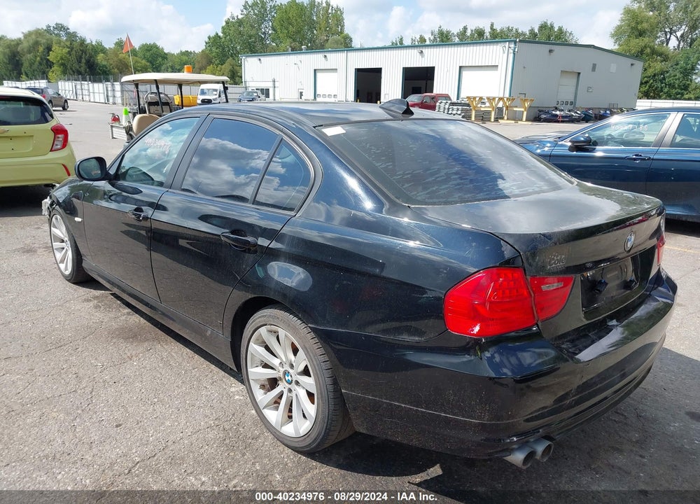 2009 BMW 328I VIN: WBAPH77589NM47349