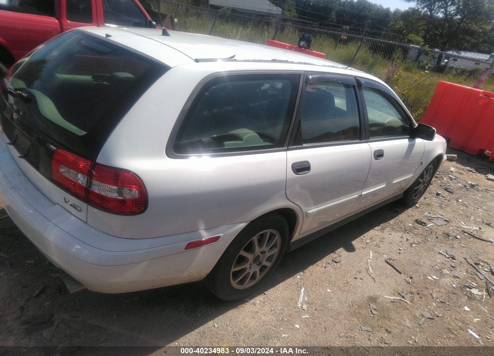 2003 VOLVO V40 A VIN: YV1VW27573F971414