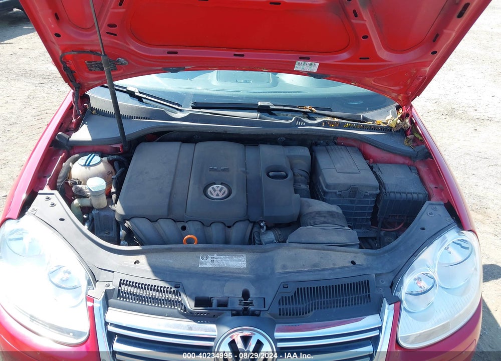 2010 VOLKSWAGEN JETTA VIN: 3VWAZ7AJ8AM164649