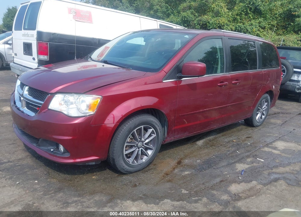 2017 DODGE GRAND CARAVAN SXT VIN: 2C4RDGCG4HR825215