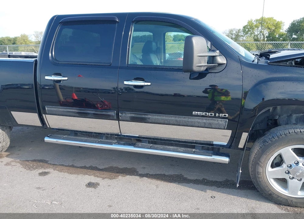 2014 SIERRA GMC  2500HD SLT VIN: 1GT121E86EF163078