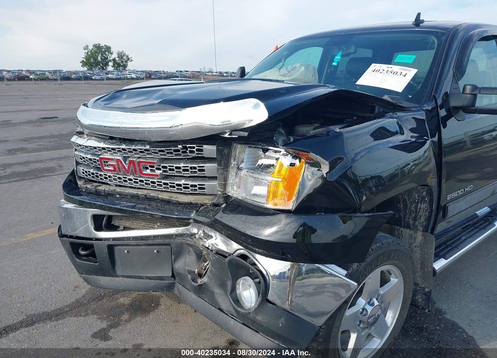 2014 SIERRA GMC  2500HD SLT VIN: 1GT121E86EF163078