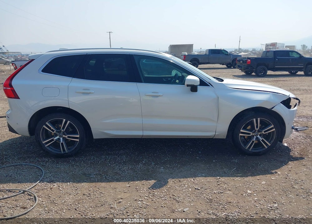2018 VOLVO XC60 T5 MOMENTUM VIN: LYV102RK8JB122615