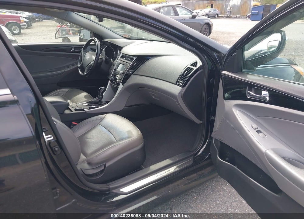 2014 HYUNDAI SONATA LIMITED VIN: 5NPEC4AC7EH852031