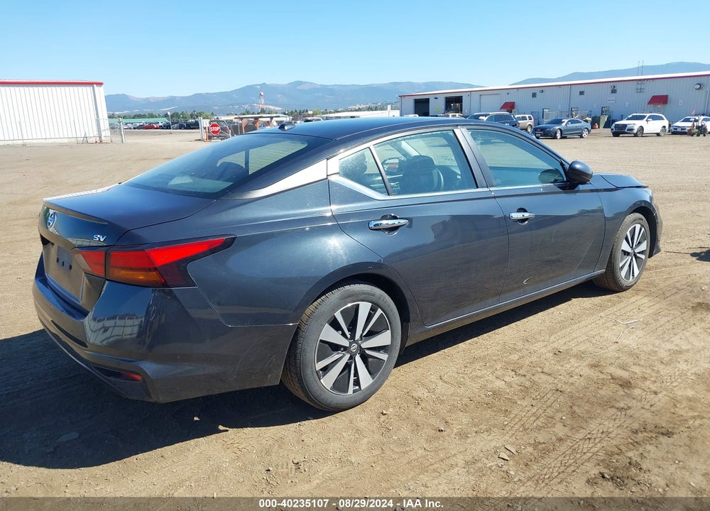 2021 NISSAN ALTIMA SV FWD VIN: 1N4BL4DV0MN419266