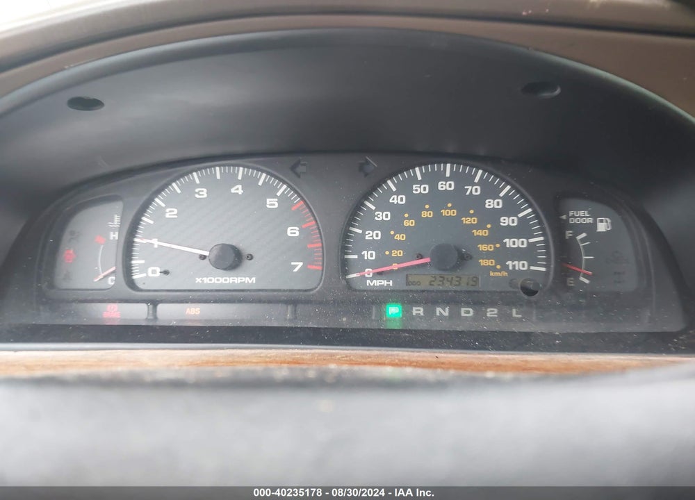 1999 TOYOTA 4RUNNER SR5 V6 VIN: JT3GN86R6X0128133