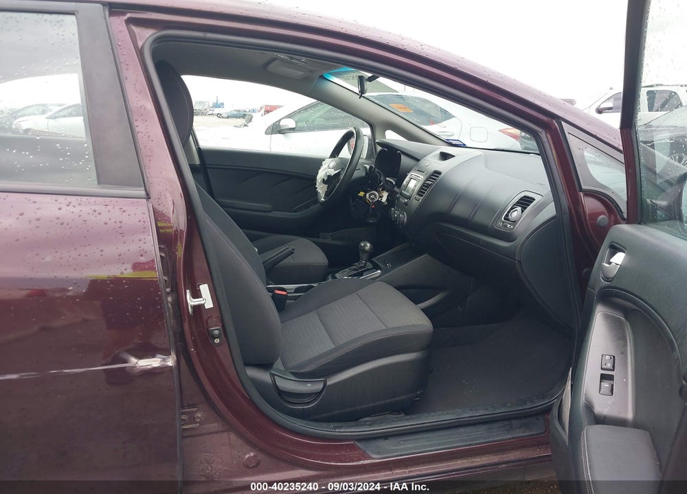 2017 KIA FORTE LX VIN: 3KPFL4A70HE151492