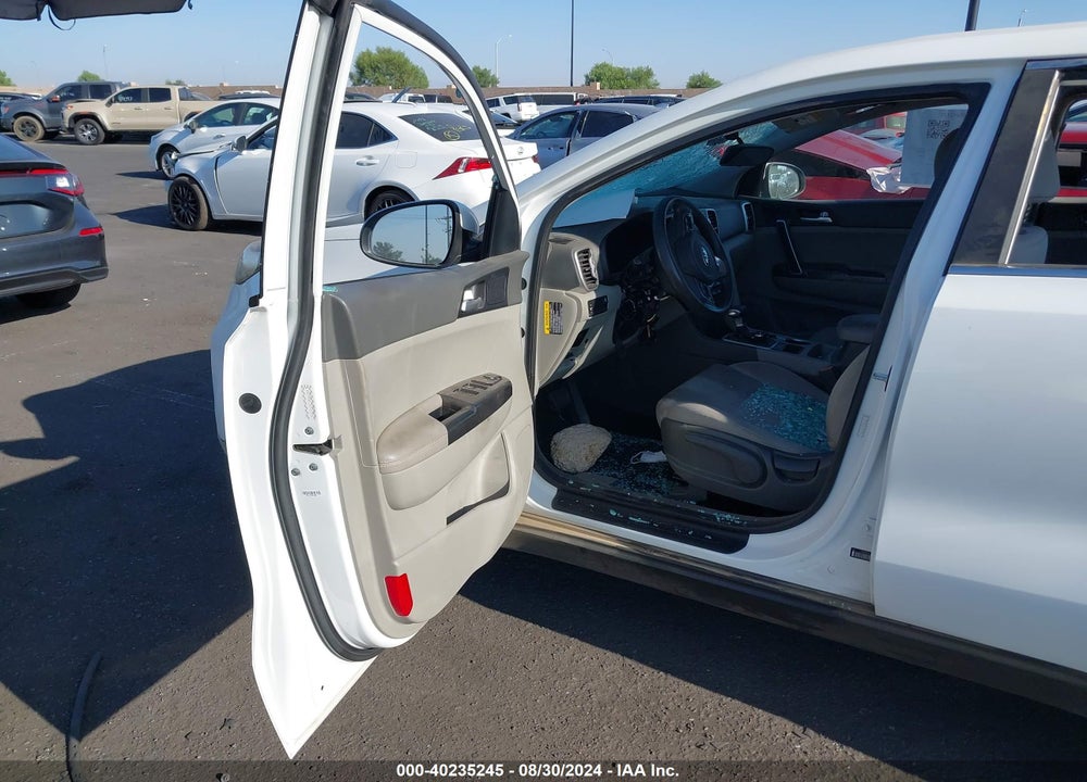 2017 KIA SPORTAGE LX VIN: KNDPM3AC2H7143936