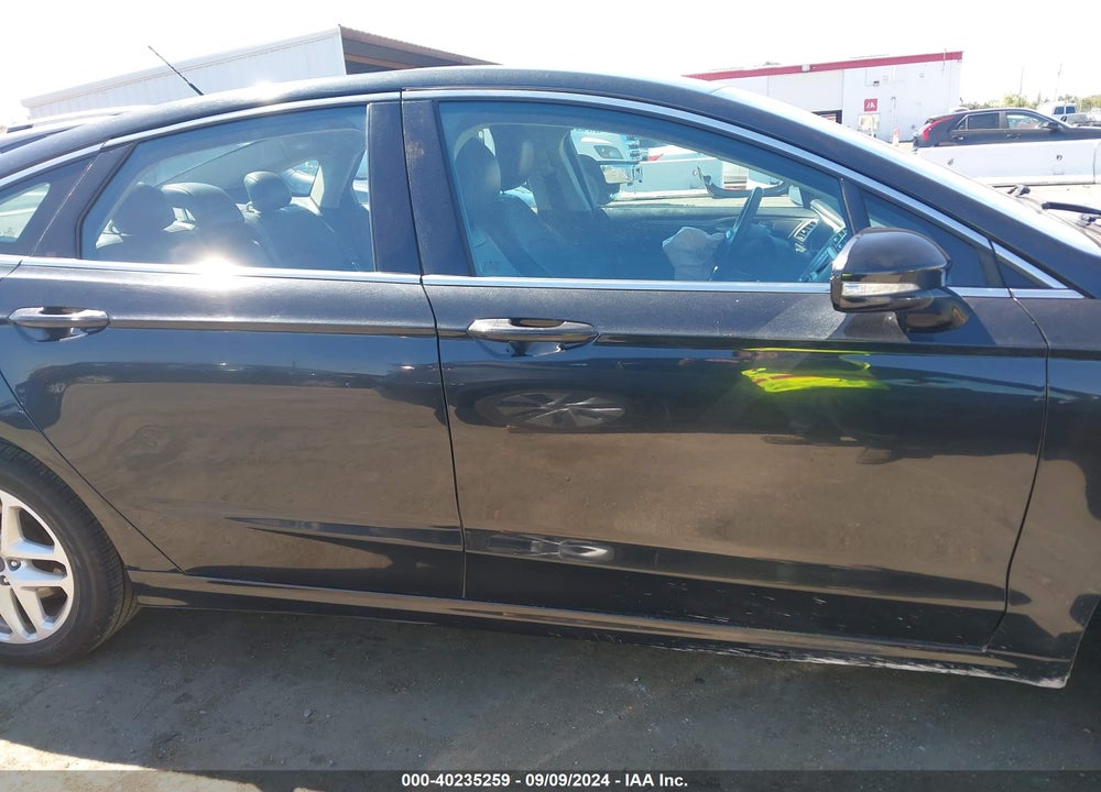 2015 FORD FUSION SE VIN: 3FA6P0HD0FR153635
