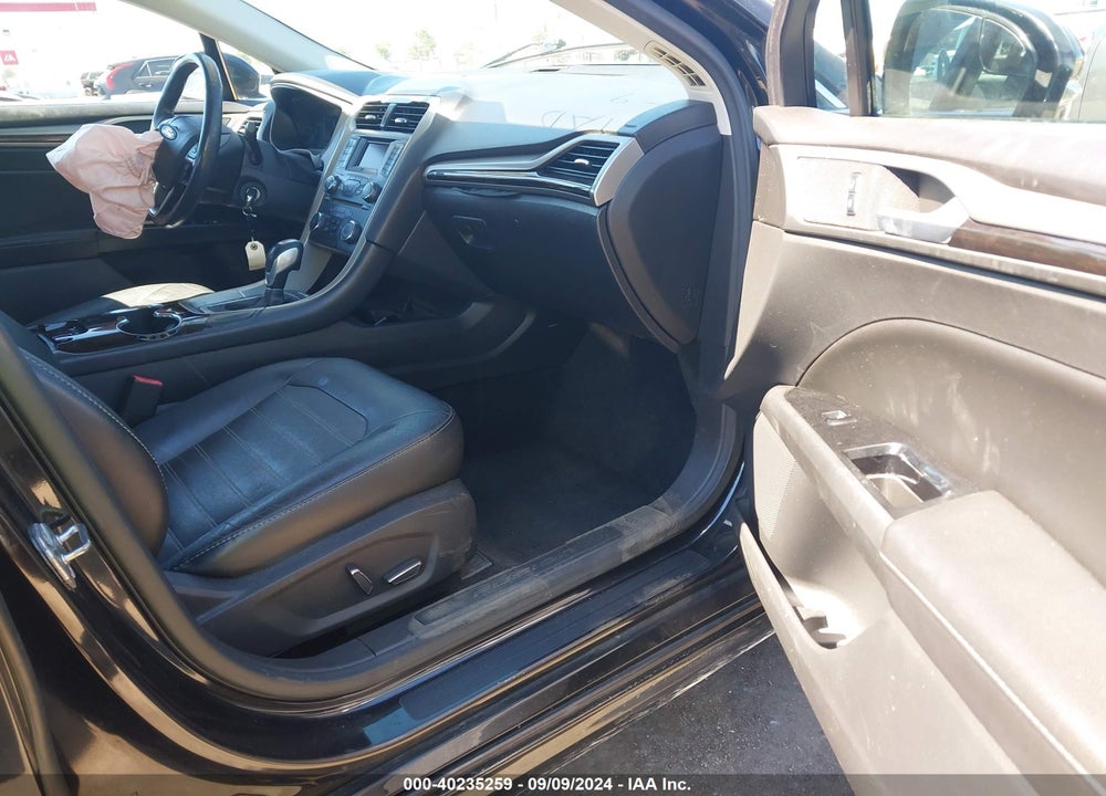 2015 FORD FUSION SE VIN: 3FA6P0HD0FR153635