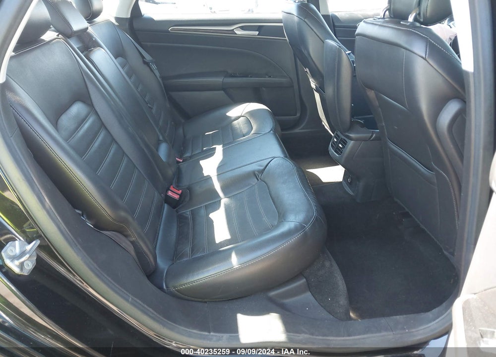 2015 FORD FUSION SE VIN: 3FA6P0HD0FR153635