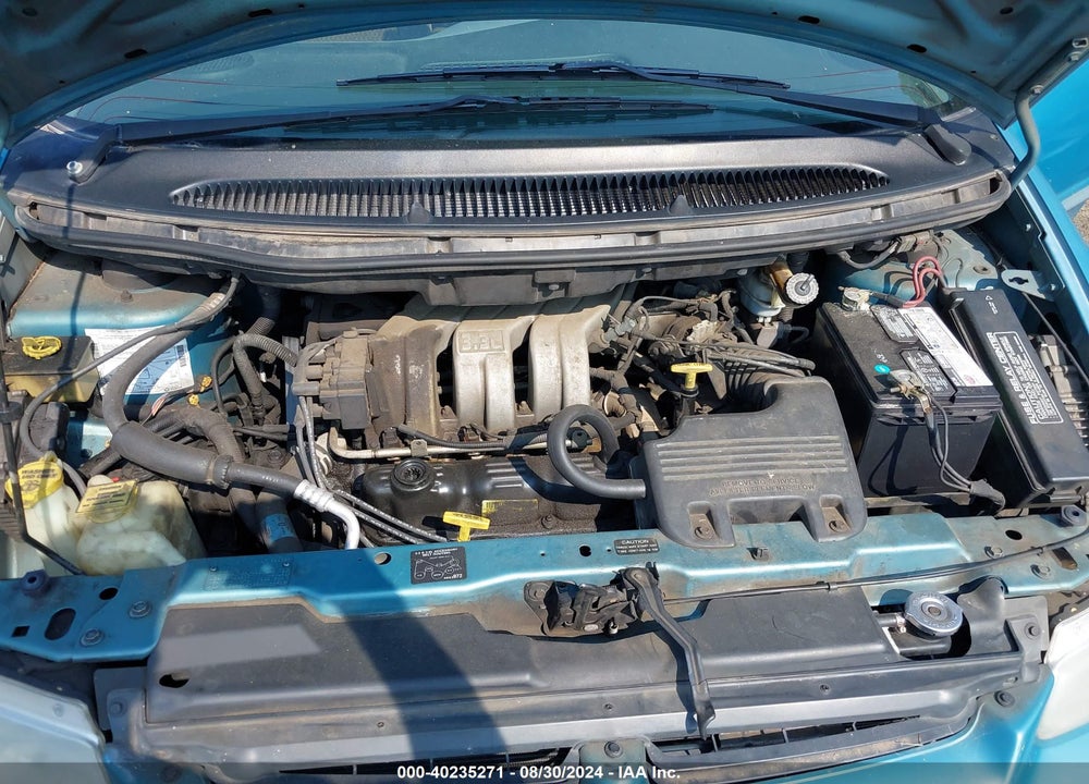 1999 DODGE GRAND CARAVAN VIN: 2B4GP24G5XR148218