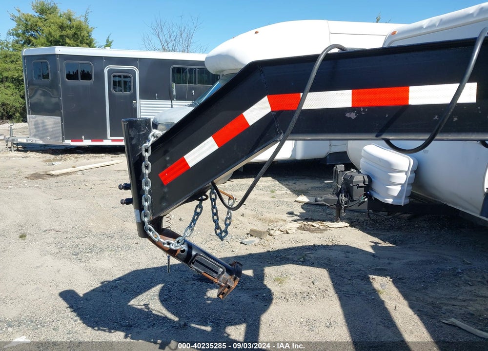 2022 INTERSTATE TRAILER GOOSENECK UTILITY VIN: 4RADG1624NG003863