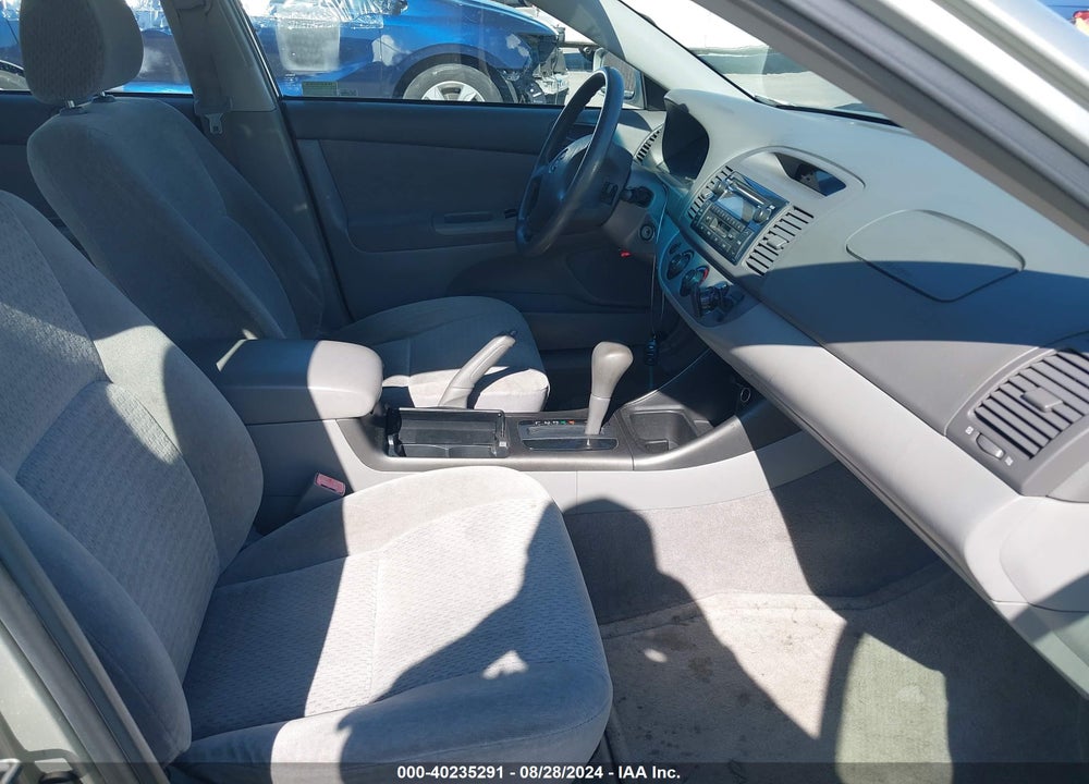 2002 TOYOTA CAMRY LE VIN: JTDBE32K320079564