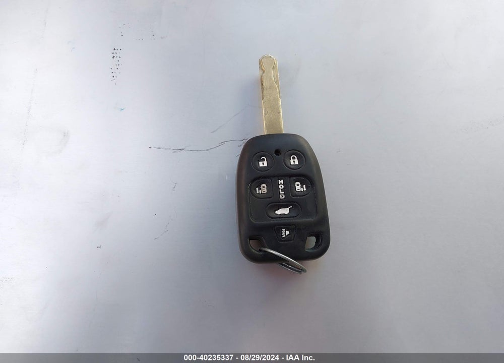 2011 HONDA ODYSSEY EX-L VIN: 5FNRL5H64BB042230