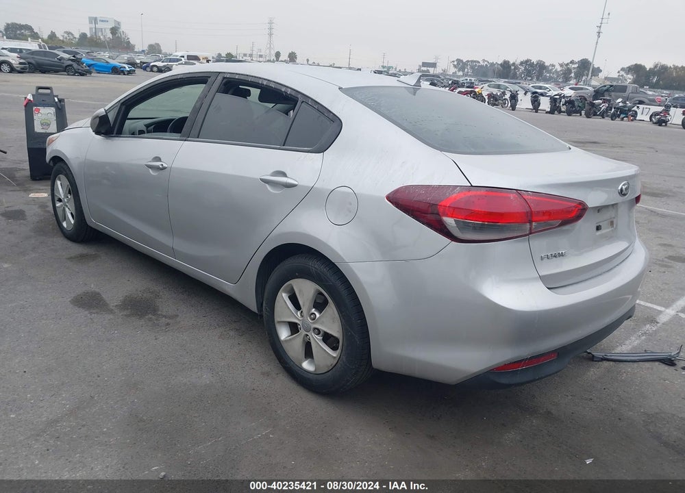 2017 KIA FORTE LX VIN: 3KPFL4A76HE015755