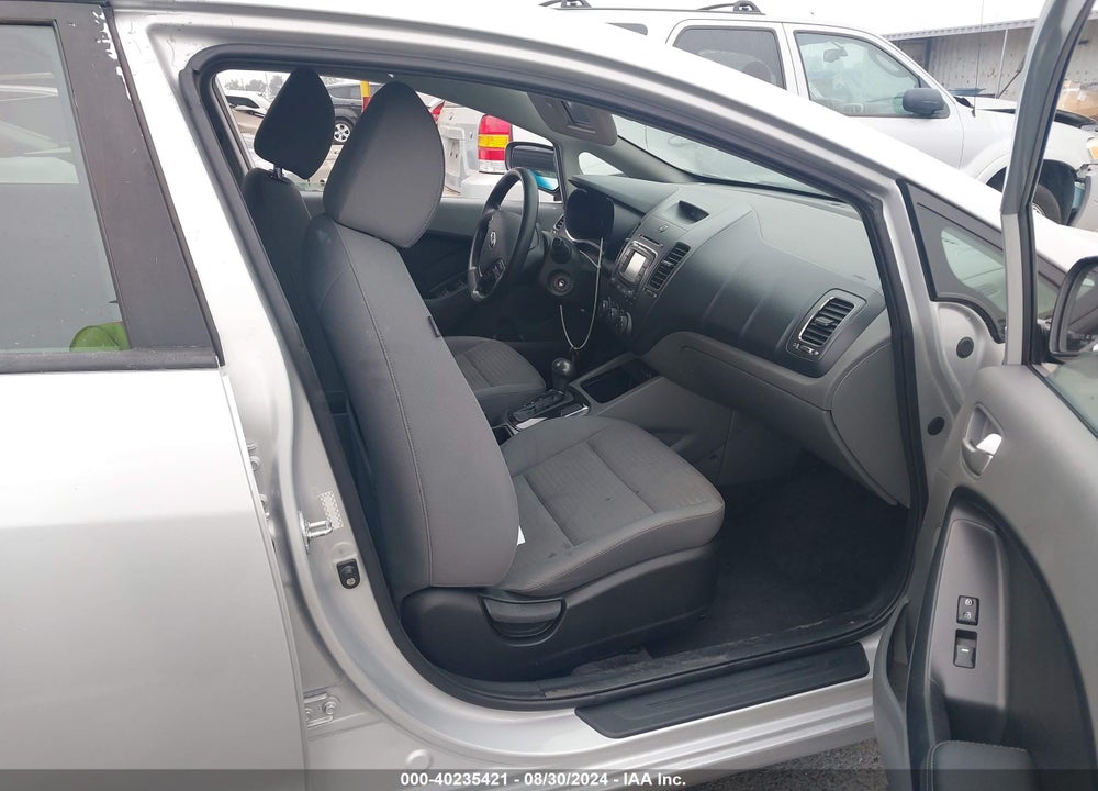 2017 KIA FORTE LX VIN: 3KPFL4A76HE015755