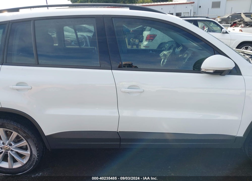 2017 VOLKSWAGEN TIGUAN 2.0T/2.0T S VIN: WVGAV7AX5HK053041