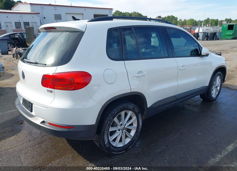 2017 VOLKSWAGEN TIGUAN 2.0T/2.0T S VIN: WVGAV7AX5HK053041