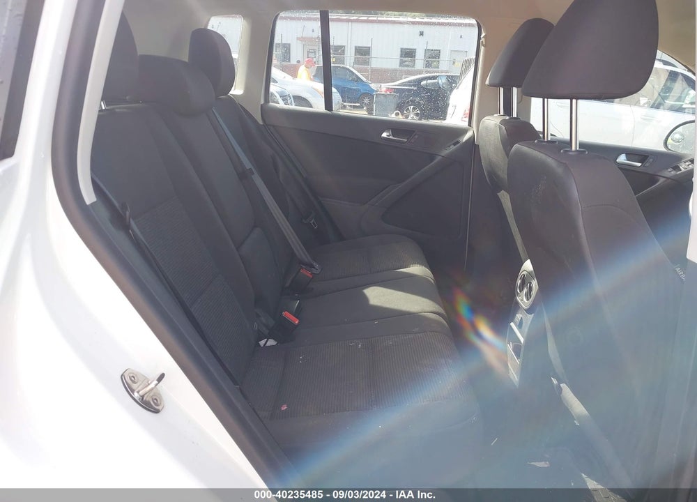2017 VOLKSWAGEN TIGUAN 2.0T/2.0T S VIN: WVGAV7AX5HK053041
