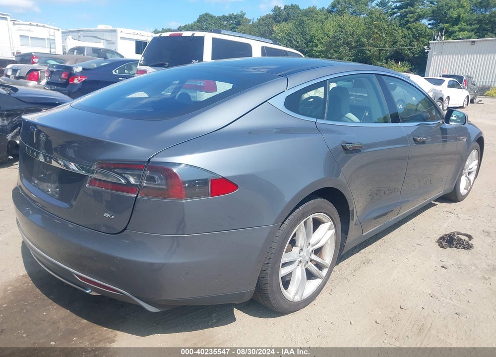 2014 TESLA MODEL S P85 VIN: 5YJSA1H1XEFP36848