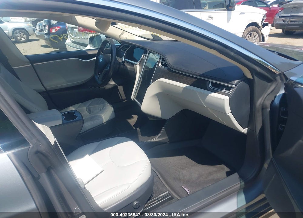 2014 TESLA MODEL S P85 VIN: 5YJSA1H1XEFP36848