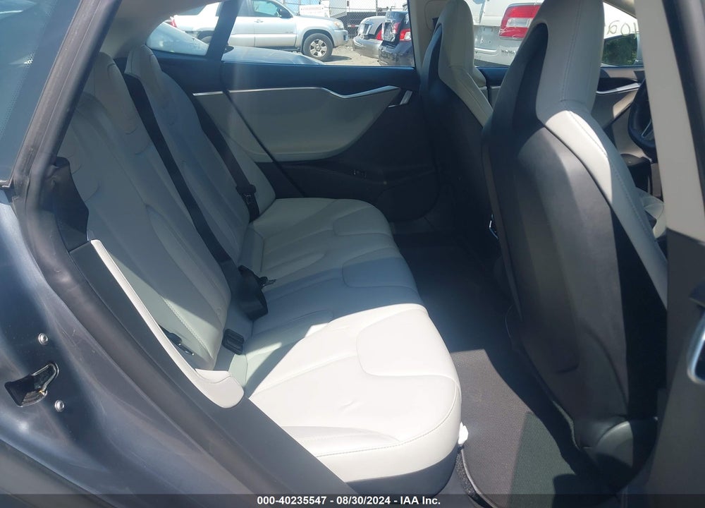 2014 TESLA MODEL S P85 VIN: 5YJSA1H1XEFP36848