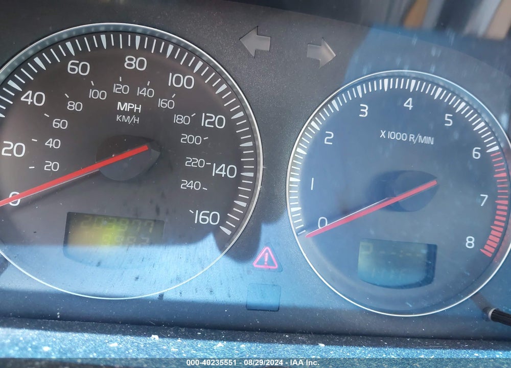 2004 VOLVO XC90 2.5T VIN: YV1CY59H941128307