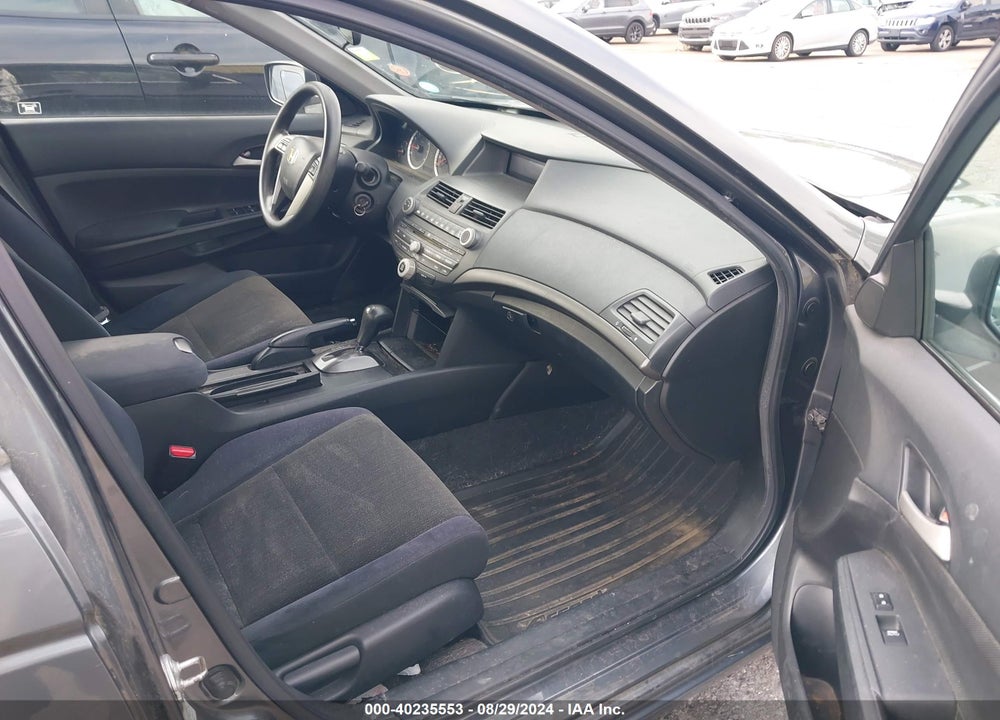 2009 HONDA ACCORD 2.4 LX-P VIN: 1HGCP264X9A172477