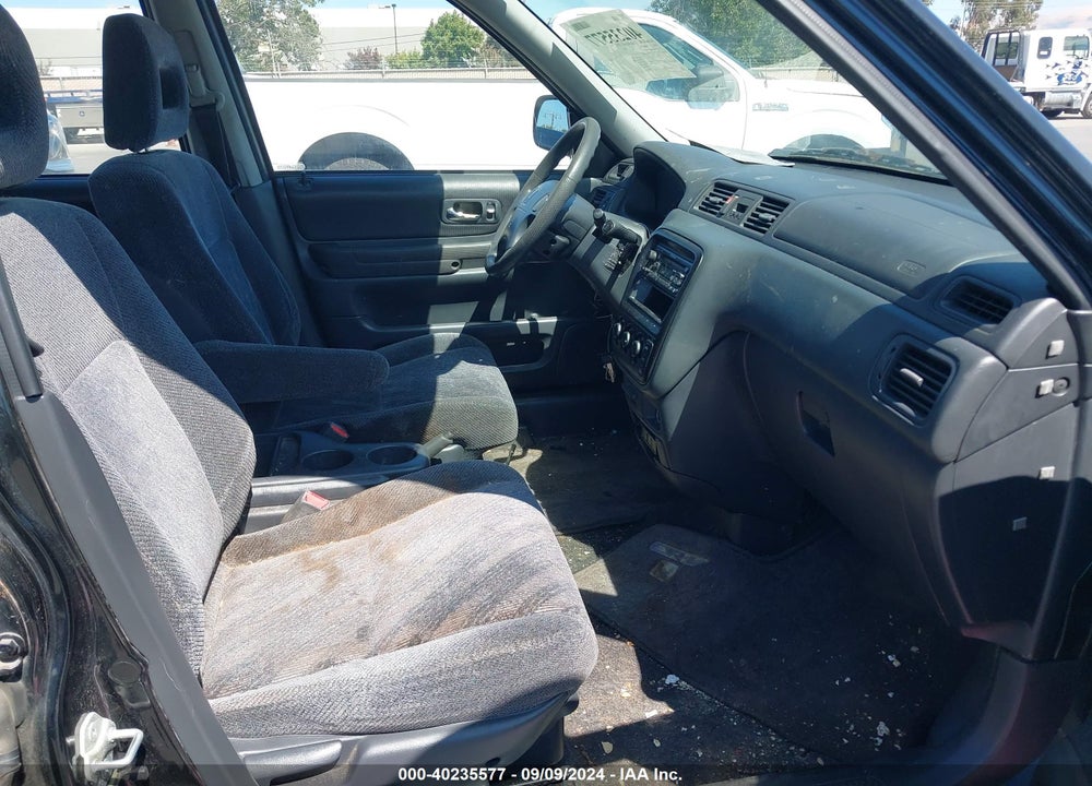 2000 HONDA CR-V EX VIN: JHLRD1866YC005369