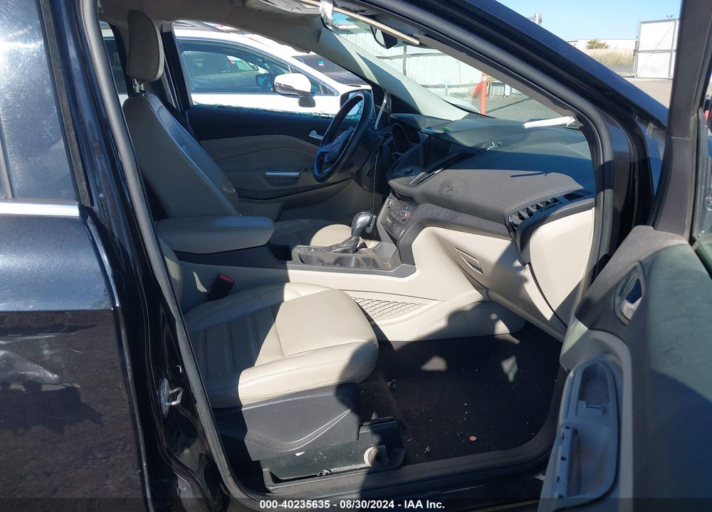 2019 FORD ESCAPE SEL VIN: 1FMCU9HD3KUB80143