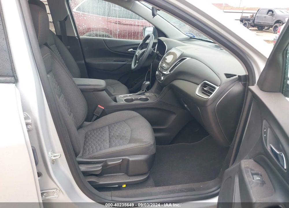 2019 CHEVROLET EQUINOX LT VIN: 2GNAXLEXXK6243081