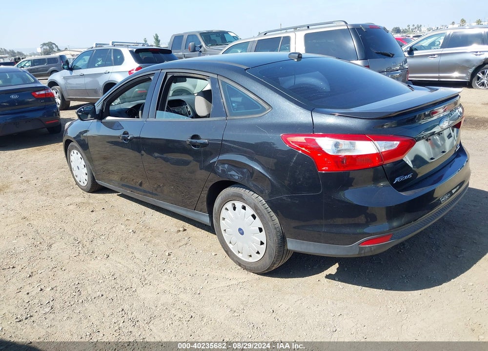 2013 FORD FOCUS SE VIN: 1FADP3F21DL364056