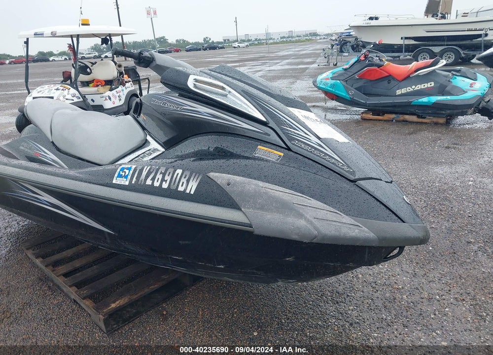 2011 YAMAHA FXHO VIN: YAMA1947H011