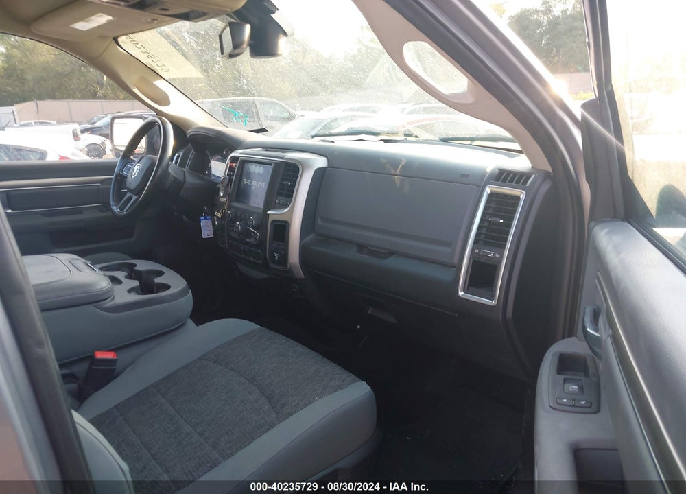 2020 RAM 1500 CLASSIC SLT 4X4 5'7 BOX VIN: 3C6RR7LT9LG152779