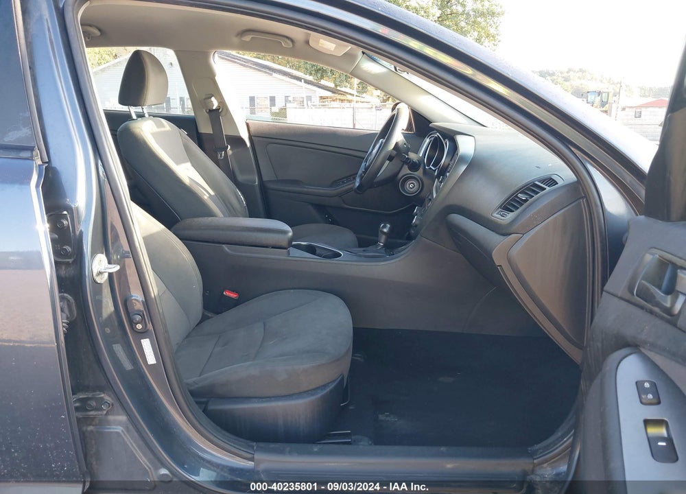 2015 KIA OPTIMA LX VIN: KNAGM4A79F5611112