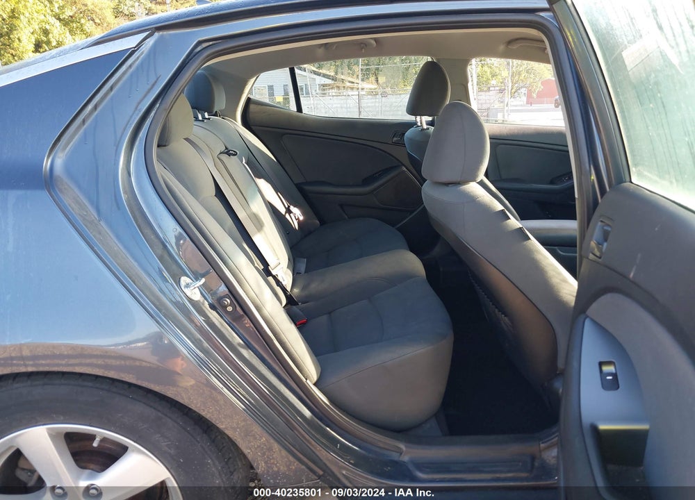 2015 KIA OPTIMA LX VIN: KNAGM4A79F5611112