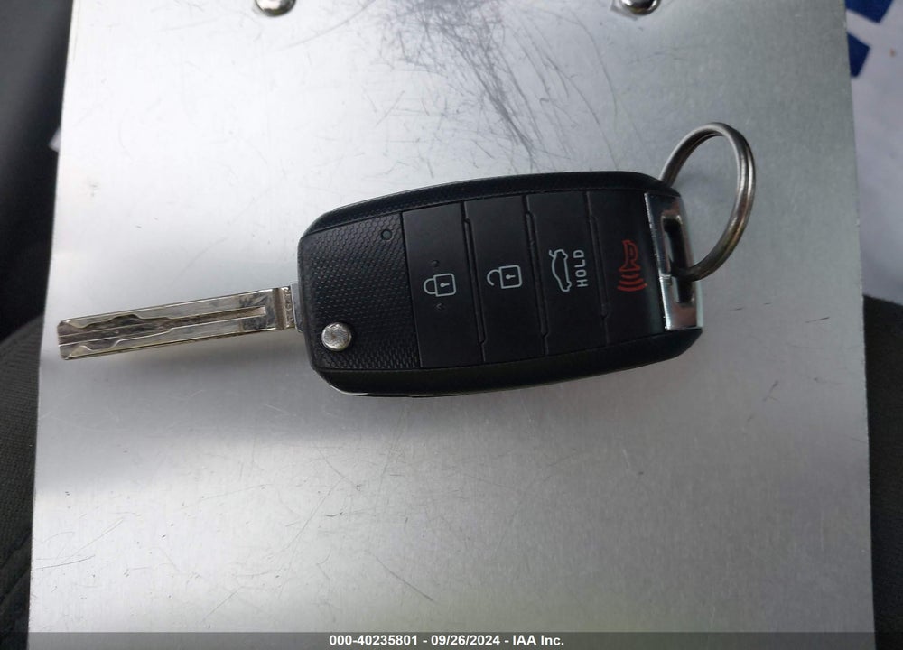 2015 KIA OPTIMA LX VIN: KNAGM4A79F5611112