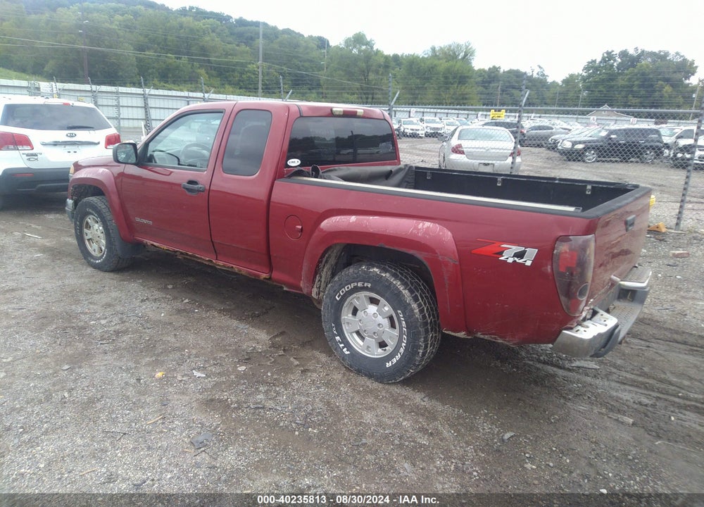 2005 CHEVROLET COLORADO LS VIN: 1GCDT196358124701