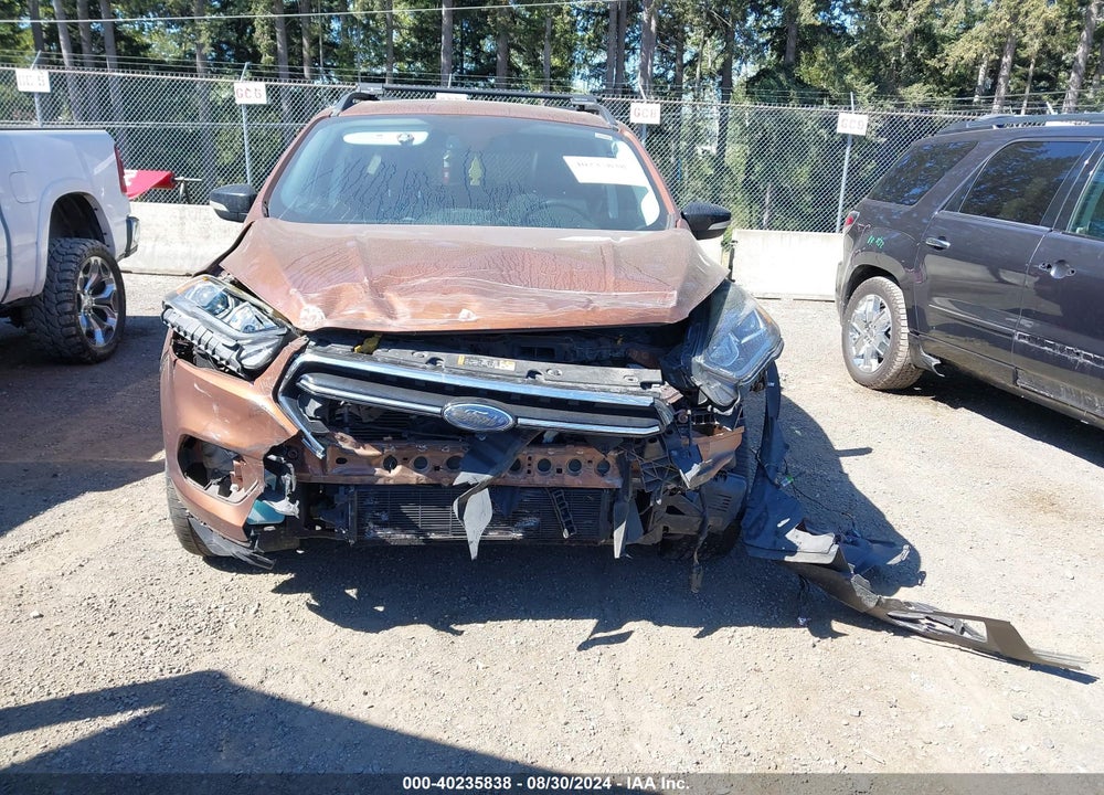 2017 FORD ESCAPE TITANIUM VIN: 1FMCU9JD4HUC64877